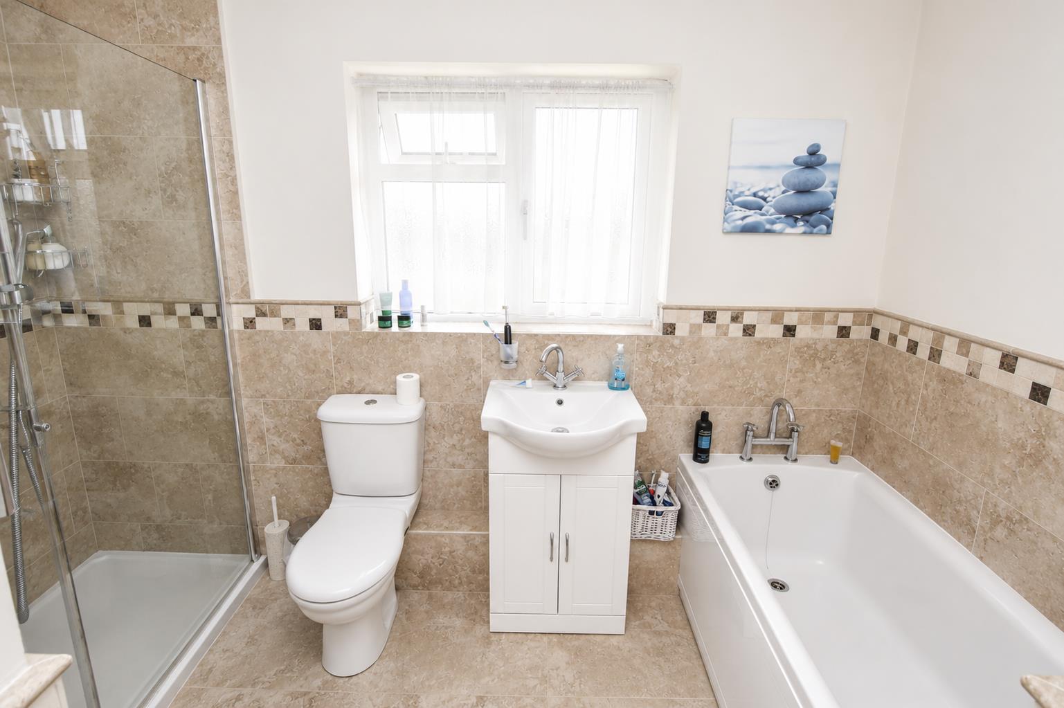 Cowslip Close, Tilehurst, Reading